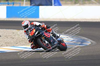 media/Sep-20-2025-TrackDaz (Sat) [[27f0cde673]]/A Group/12pm (Turn 1)/